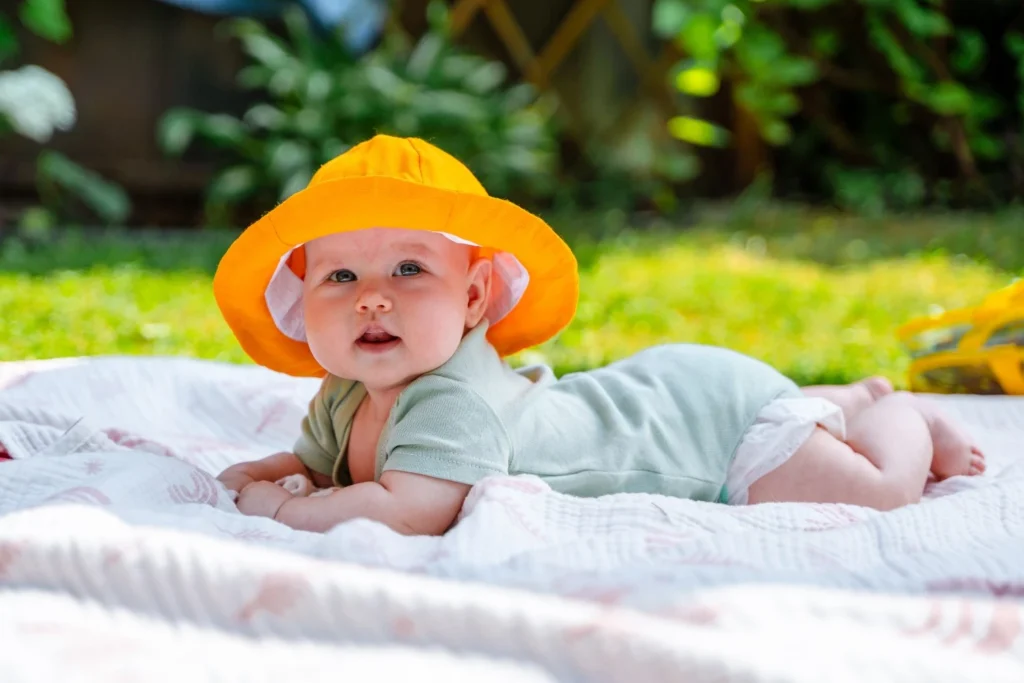 How To Dress Newborn In Summer